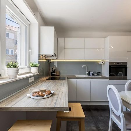 Central Park Apartment With Terrace Split Exteriér fotografie